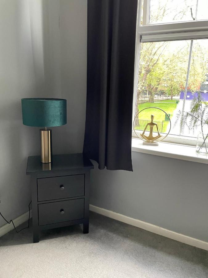 קארדיף 2 Bed Apartment Close To City Centre מראה חיצוני תמונה